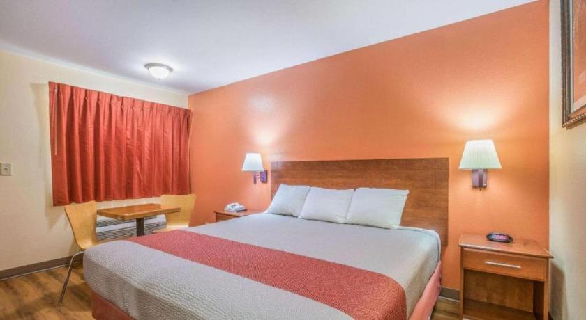 Rodeway Inn & Suites Macon Ngoại thất bức ảnh