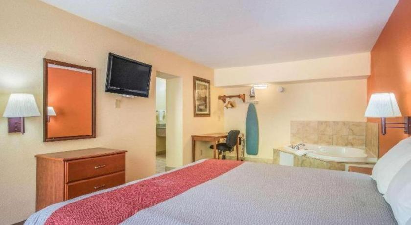 Rodeway Inn & Suites Macon Ngoại thất bức ảnh